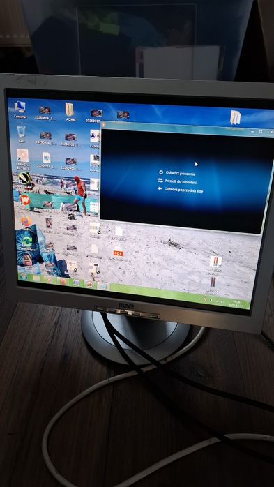 Monitor LCD  MAG 17 cali sprawny