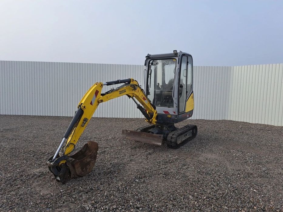 Wacker Neuson Et18  55.000netto VDS 2 tony zamiana