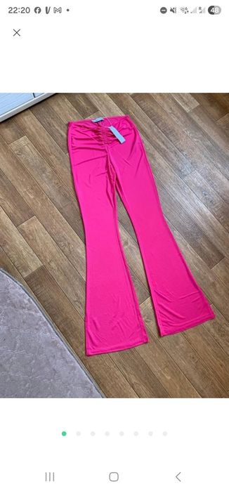 Eleganckie spodnie dzwony damskie