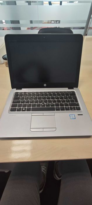HP Elitebook 820 G3