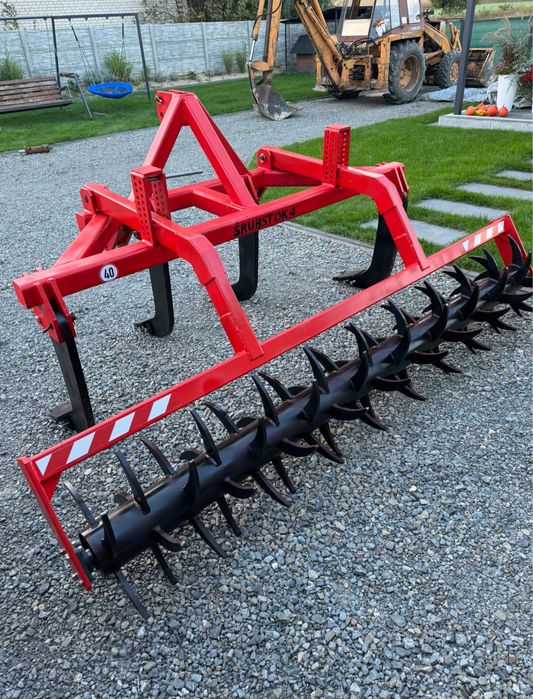 Głębosz wał kolczasty