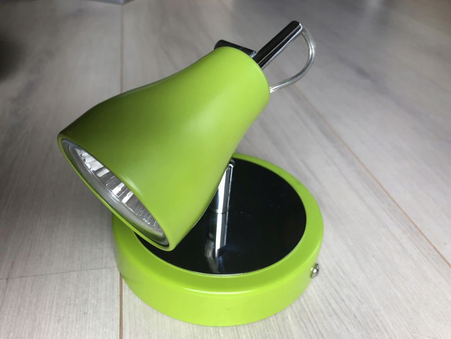 Lampka ścienna Oriva zielona reflektor, spot 35W, NOWA