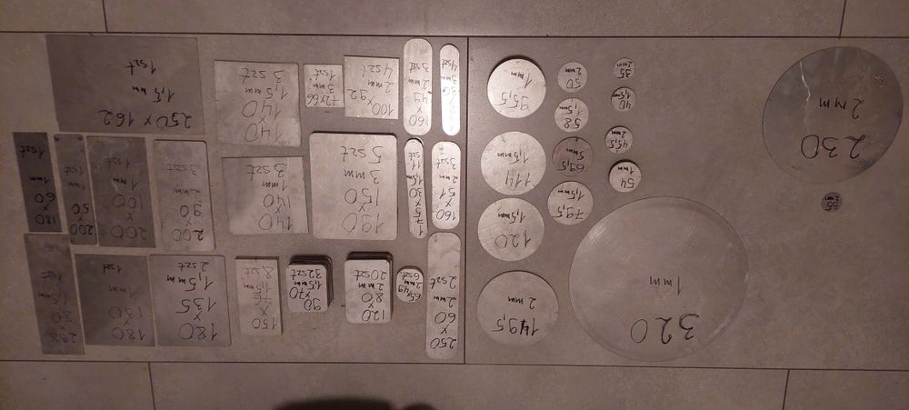 Formatka i krążek nierdzewny nierdzewka