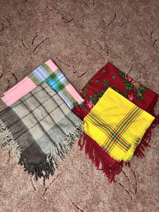 Хустки шерстяні  зима ,осінь/ 2шт- 225грн