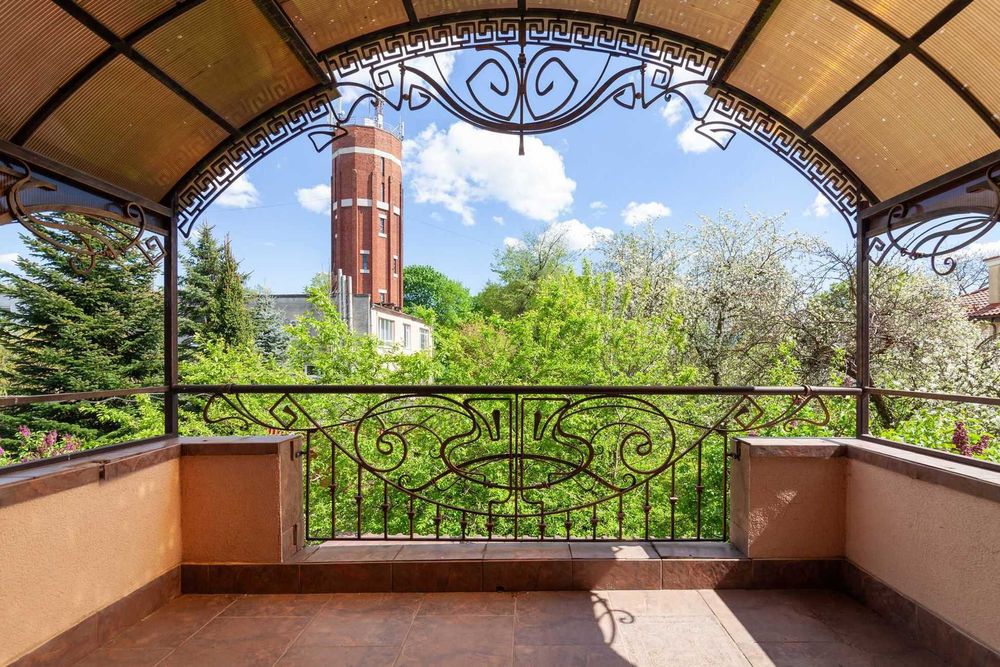 Оренда окремої будівлі. 360кв.м. 10сот. вул. Херсонська. 2000$/міс.