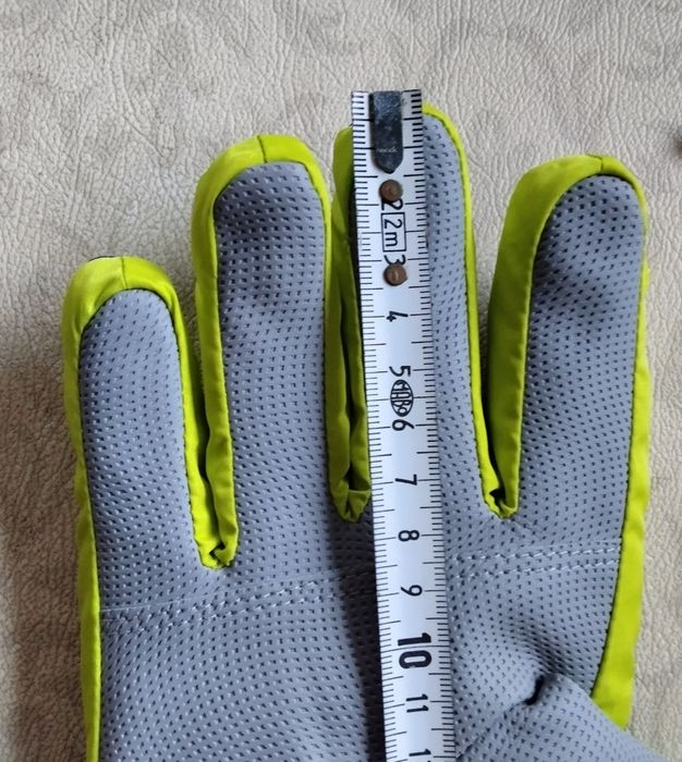 Rękawiczki Nike Puma Adidas Reebok 4F