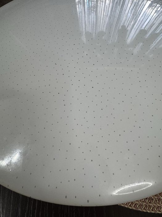 Продам светодиодный потолочный светильник