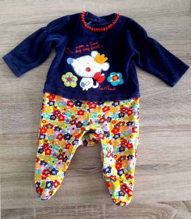 Baby grow de menina