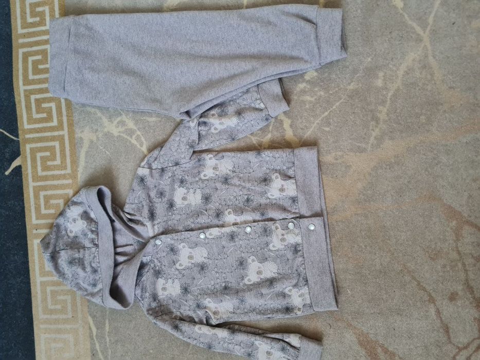 Продам костюм на дівчинку, 80 розмір