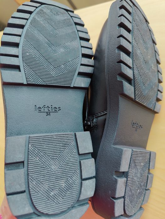 Botas pretas Lefties