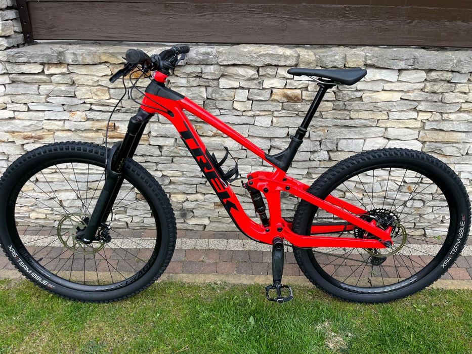 rower trek slash 7 czerwony