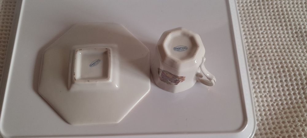 Chávena de porcelana64861768788355124