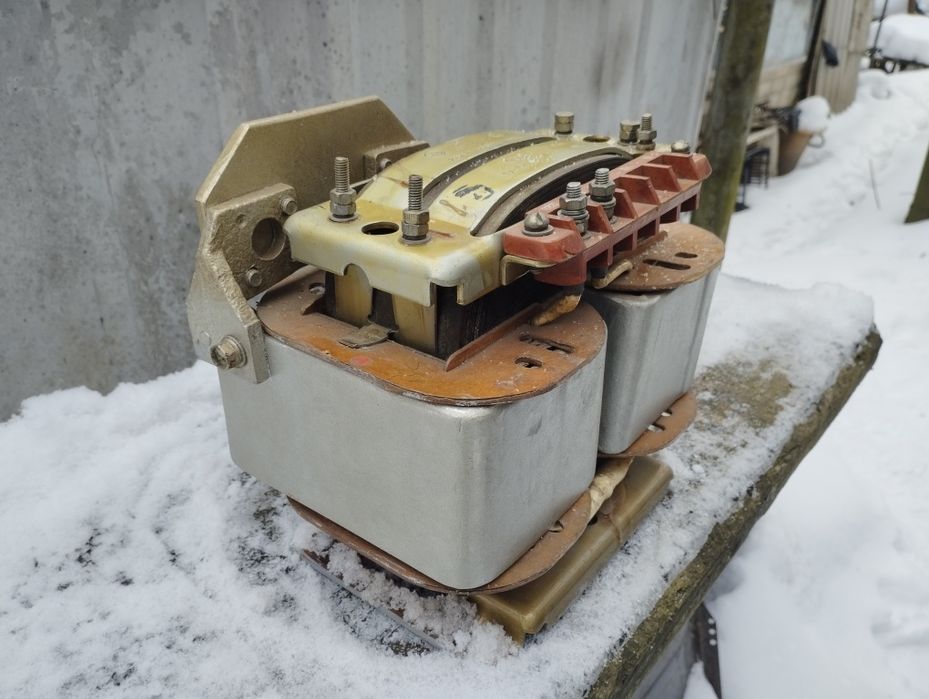 Понижающий трансформатор ОСМ-1 на 2.5 kv