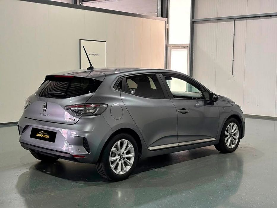 Renault Clio 1.6 E-Tech Full Hybrid Techno