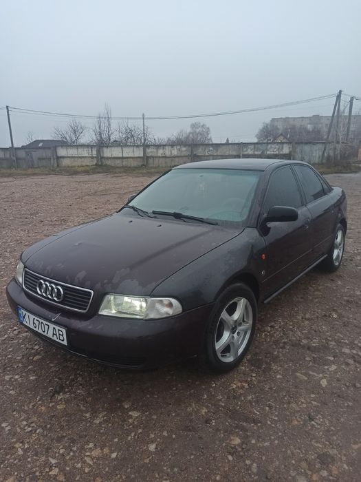 Продам ауді А4  ...