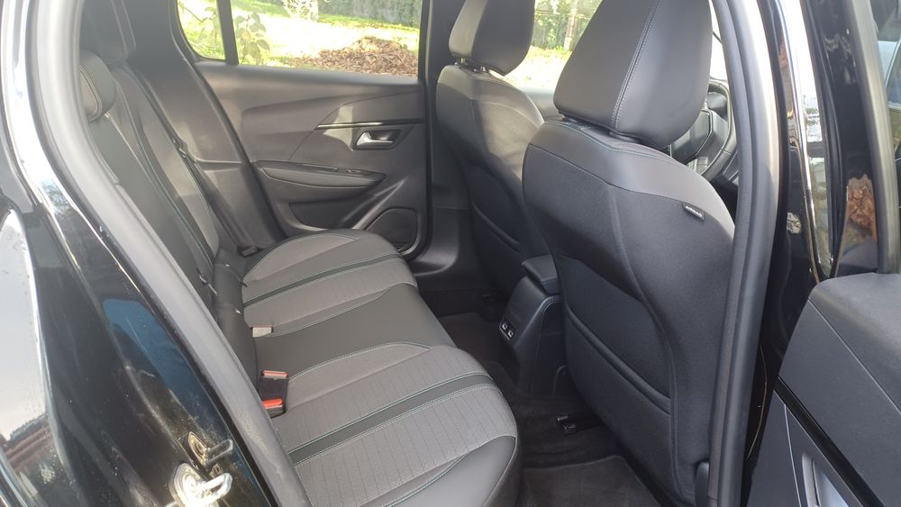 Peugeot e-208 50kw de 136cv