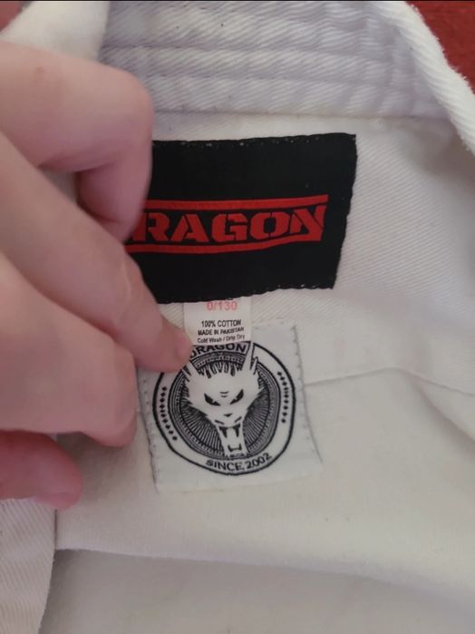 Kimono karate rozmiar 130 z białym pasem