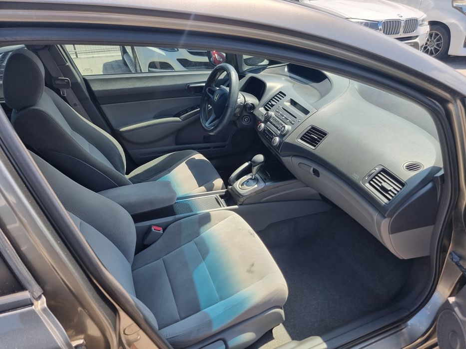 Honda Civic  4D  Sedan