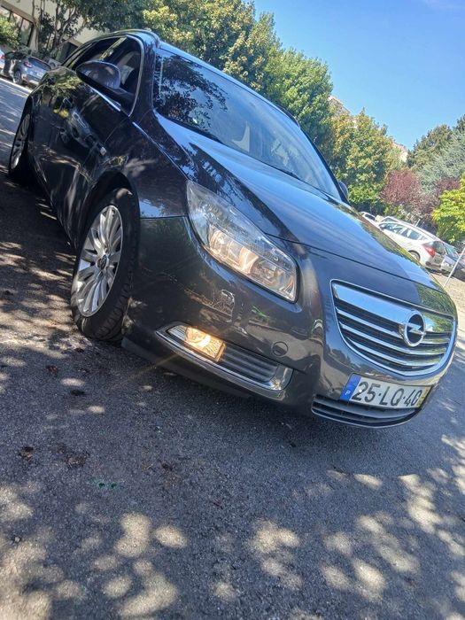 Opel insignia 2.0 Cdti de 2011 aceito retomas.