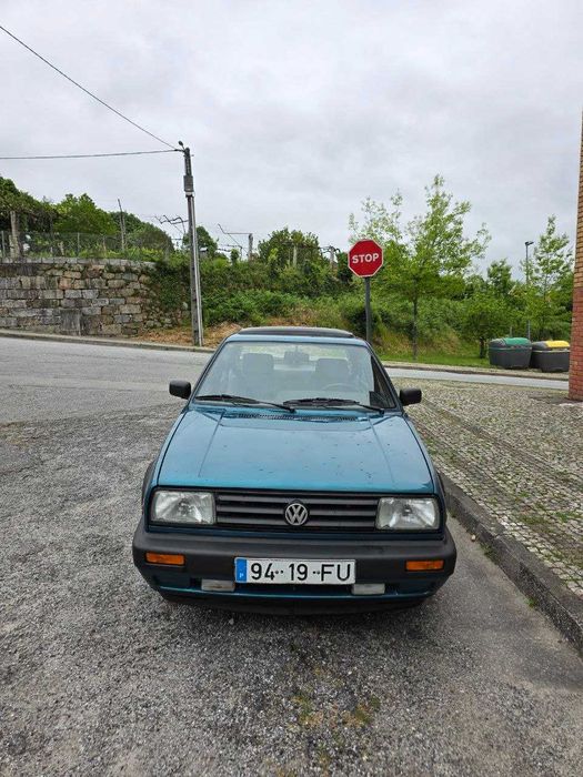 VW Jetta 1.8 GL Automático