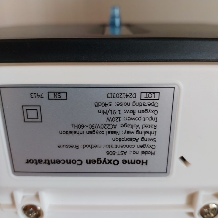 Koncentrator tlenu z nebulizatorem 2w1 + PILOT – NOWY, stan fabryczny!