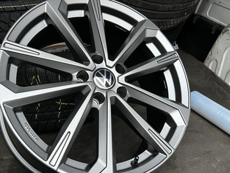 Диски R18 5x112 Aez Audi VW 8j ET35 5 112