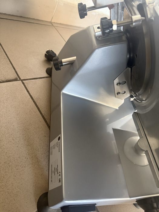 Слайсер Hurakan HKN-HM250 Професійний Німеччина Новий !