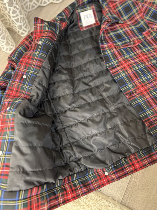 Бомбер Zara в клітинку S