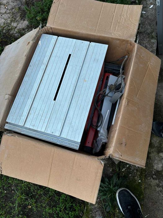 Serra de Mesa Einhell TKS 15/250 UV – 1500W – Excelente Estado!