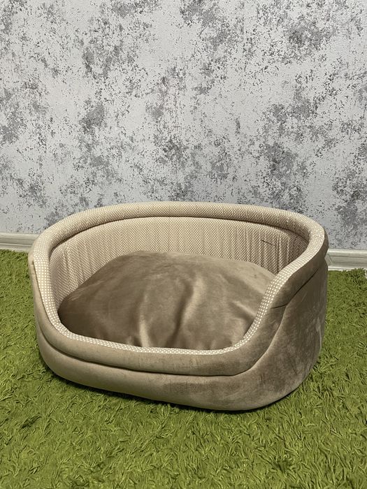 Лежанка для котика
