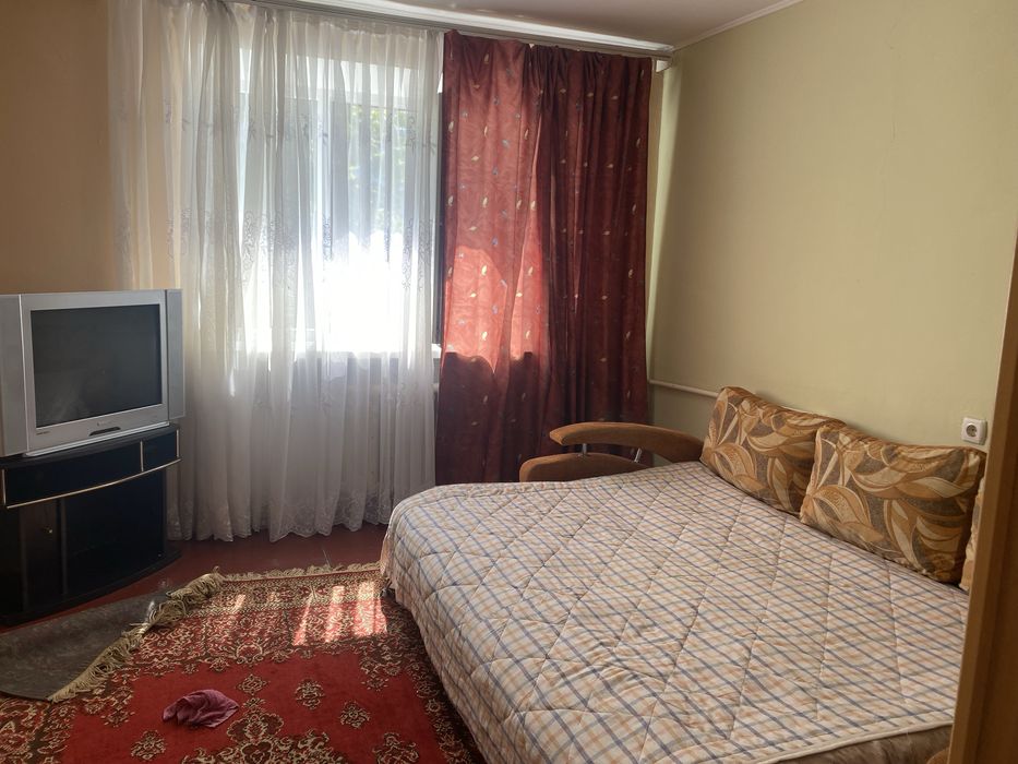 Жилье улица Парковая, окно выходит во двор