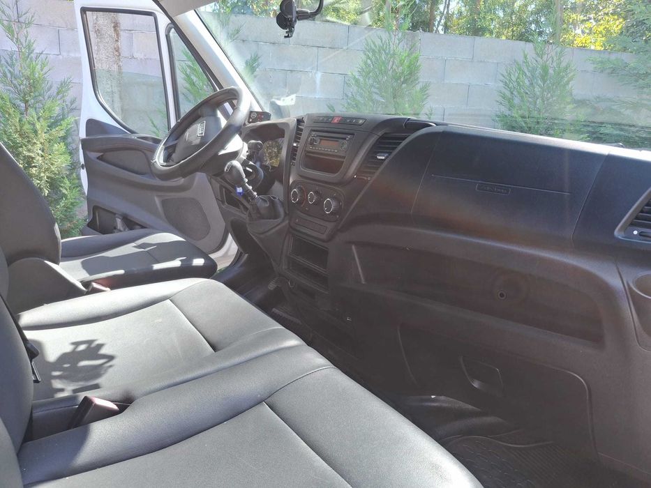 2015 IVECO 35 S 14 N