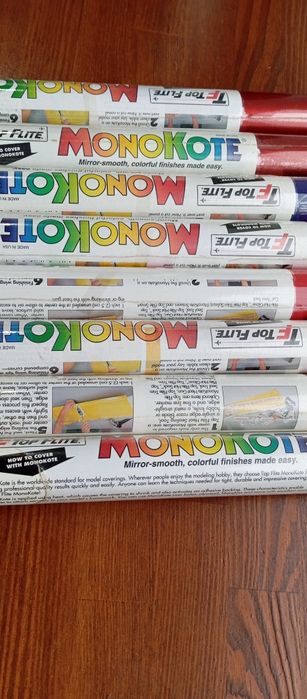 Продам пленку для оклейки самолётов.