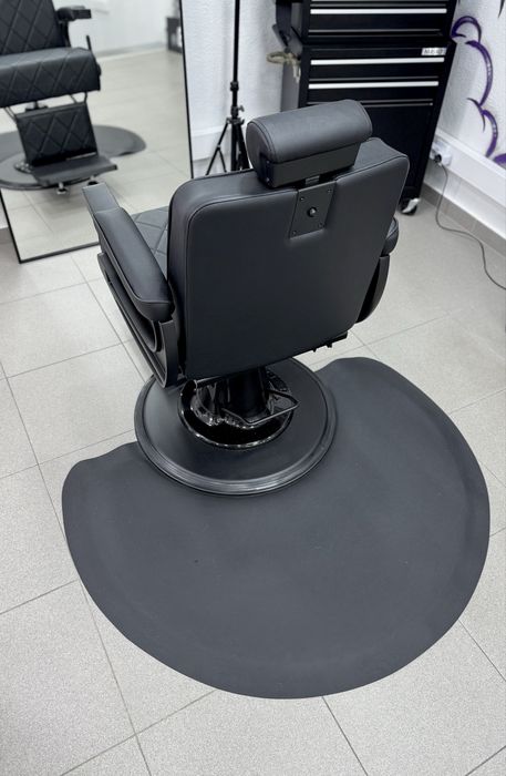 Cadeira de Barbeiro e Tapete