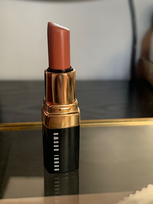 Bobbi Brown Beige 2 szminka