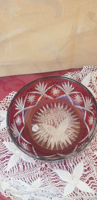 Antiga taça de cristal  muito bonita