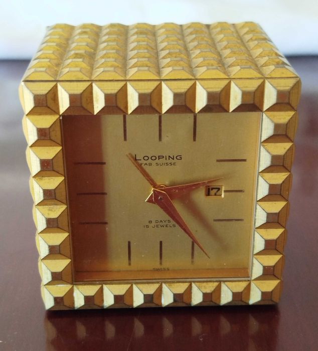 Antigo e Raro Relógio de Mesa "Looping 8 Days"