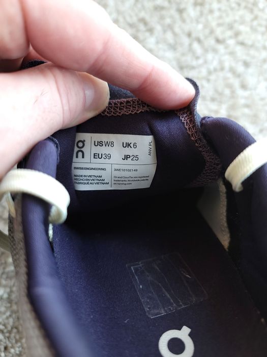 ONE CLOUD Surfer р 39 Оригінал! Бігові трекингові кроссовки