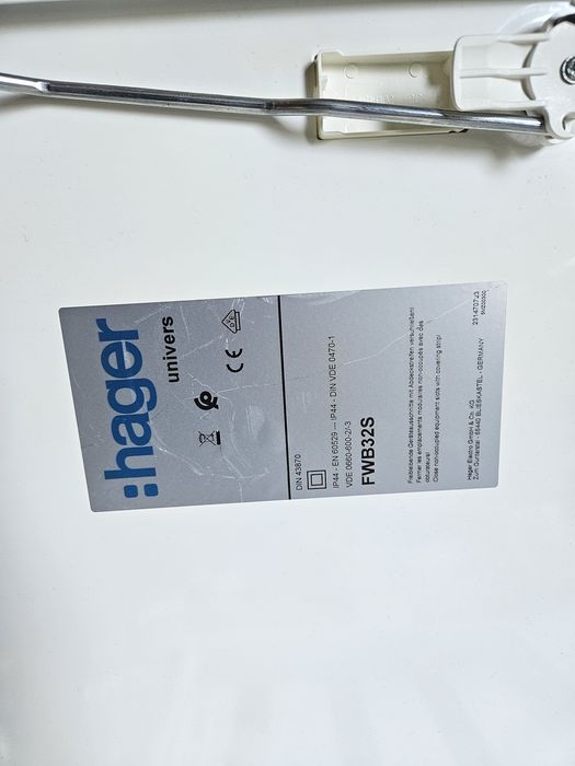 Rozdzielnica Hagers Univers FWB32S (72 pola)