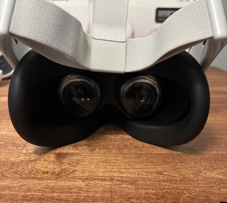 Очки виртуальной реальности Meta Quest 2 Oculus 128GB White