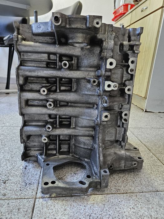 Vendo bloco de motor psa 9hz 10JB86