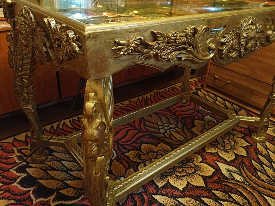 Стол из эпоксидки