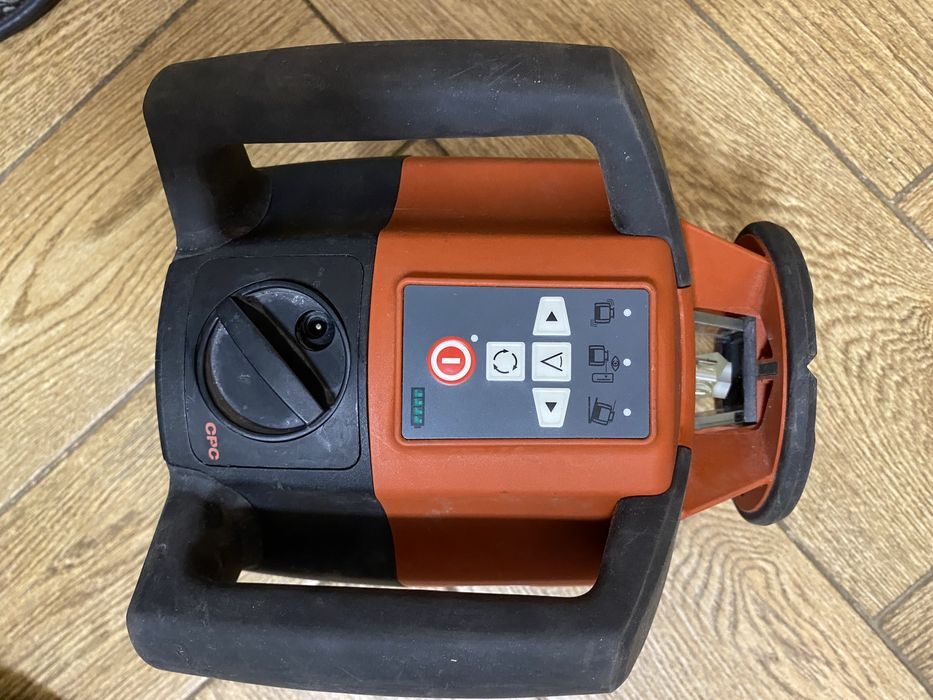 Нивелир хилти на запчасти