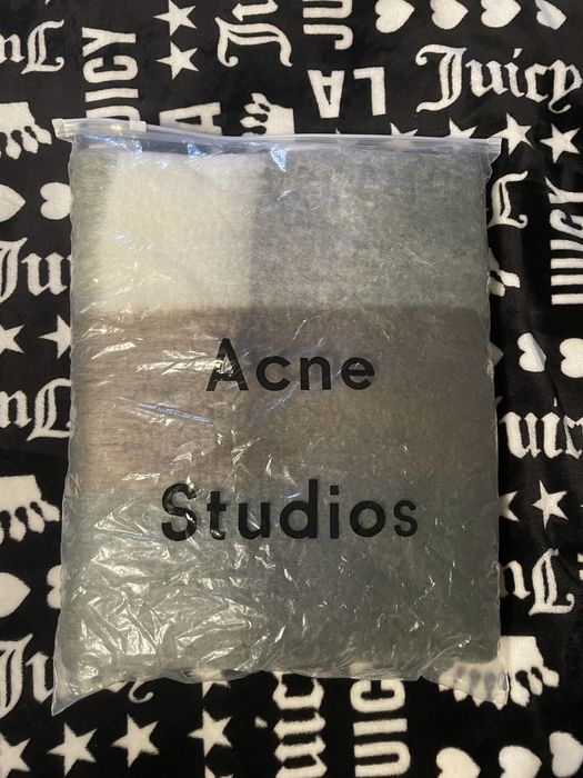 Szalik Acne Stdudios