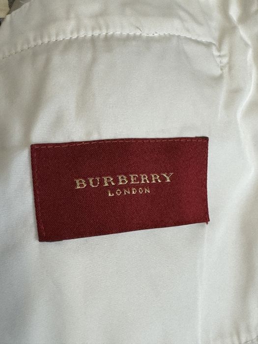 Біла вітровка burberry london, оригінал