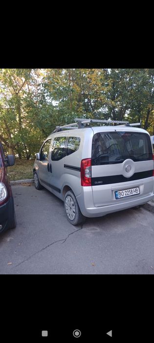 Автомобіль в чудовому Fiat qubo