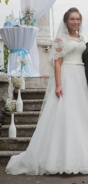 Эксклюзивное французское свадебное платье с фатой