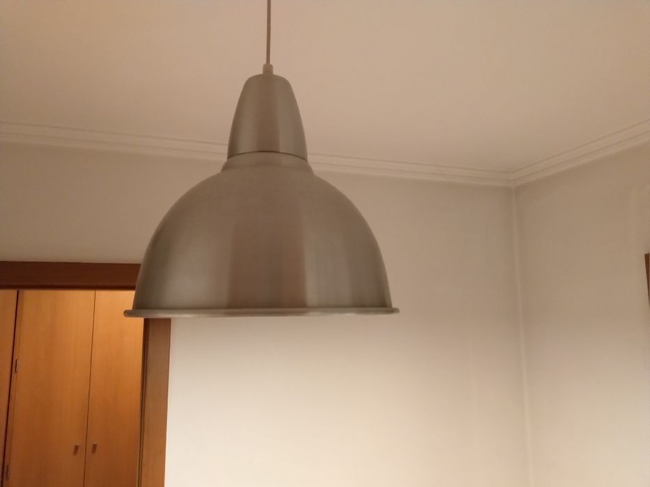 Industrial-style aluminum lamp