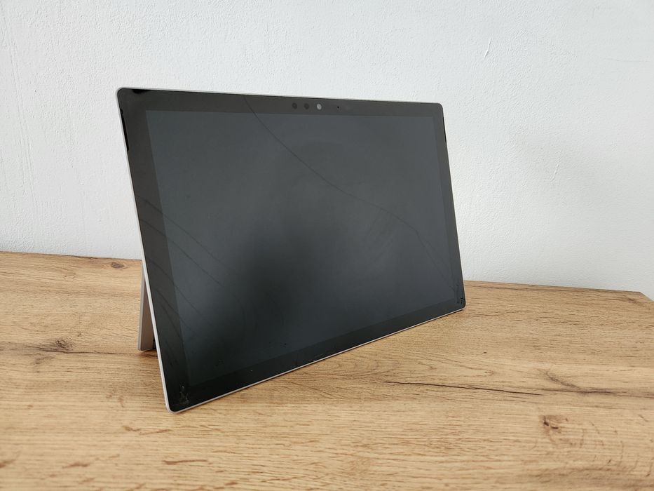 Microsoft Surface Pro 5 (1807) LTE | i5-7300U | 8GB RAM | 256GB SSD