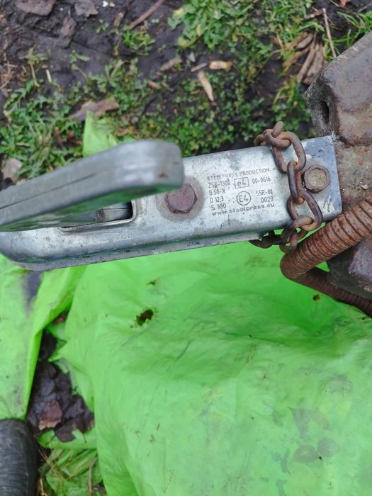 Прицеп автомобільний